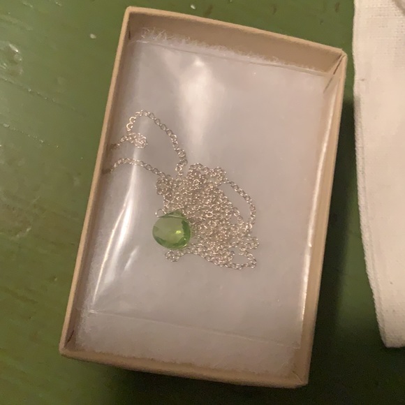 Lolabean Birthstone Peridot 17” Silver Necklace - Picture 5 of 7